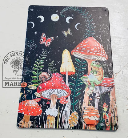 Clearance - Mushroom w/frog