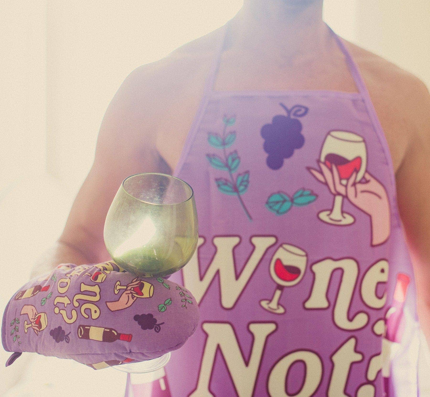 Wine Not? Oven Mitt Cool Winery Gift Idea Funny Drinking: Oven Mitt / Purple