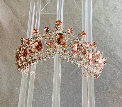 DL-4 Tiaras