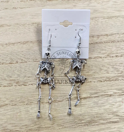 SD2/Earrings - Dancing skeleton