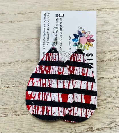 SD2/Earrings - Teardrop-B/W bloody stripes