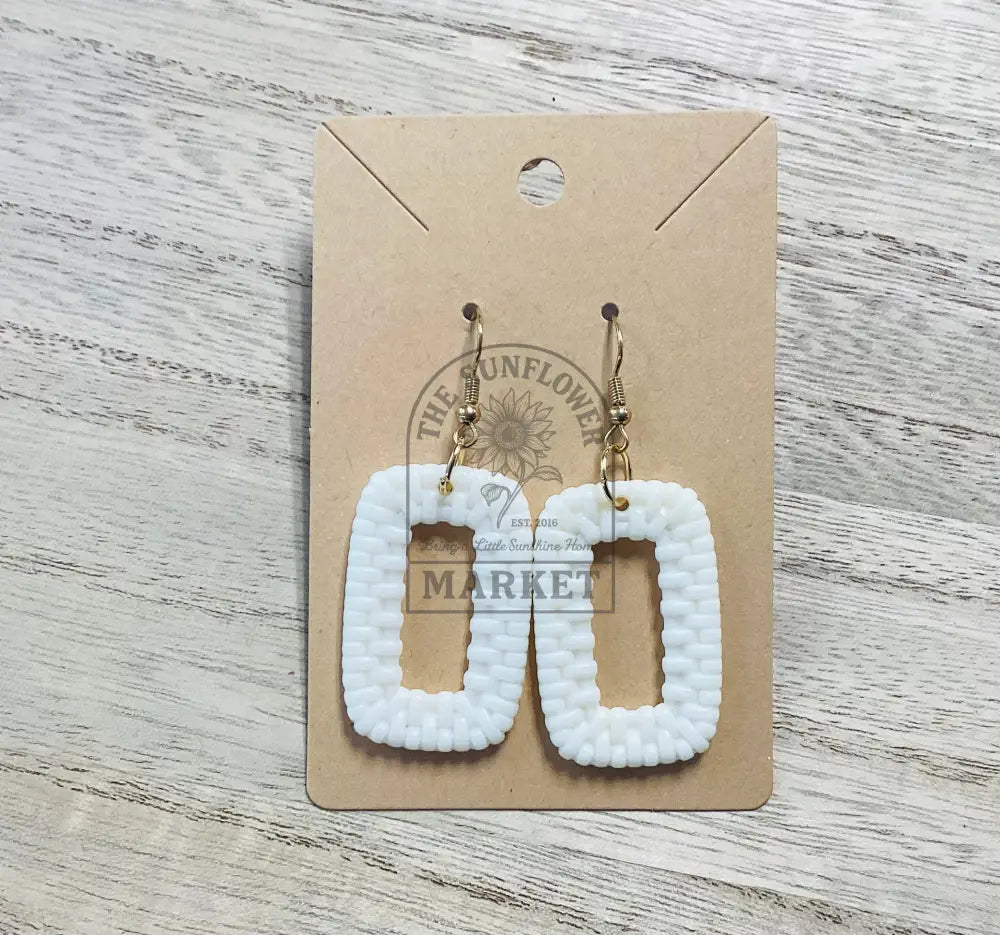 SD2/Earrings - White faux rattan