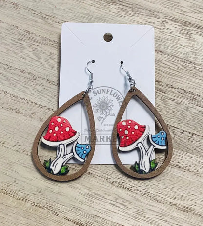 SD2/Earrings - Wood mushroom cutout