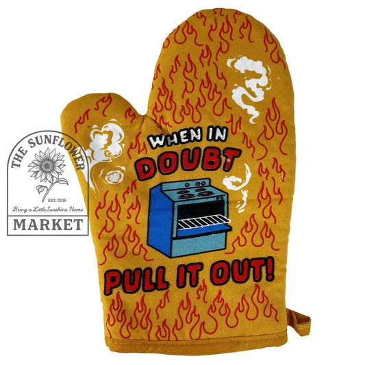When In Doubt Pull Out Oven Mitt Funny Pot Holder: Oven Mitt / Orange
